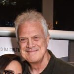 Pedro Bial e sua esposa: uma união de 11 anos, duas filhas e um pacto financeiro sólido